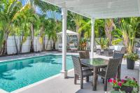 Dream Tropical Pool House Delray Beach near Ocean - Chambres d’hôtes Delray Beach
