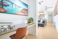 Lagoon Waterfront Oasis relaxing balcony & BBQ - Chambres d’hôtes Darwin