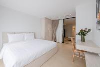 Studio with Lake View