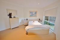 Sandpiper 8 - Close to Town and Beach - Bed and Breakfast Inverloch