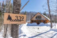 Spa & Pool table - Le Massif - B&B Saint-Adolphe-d'Howard