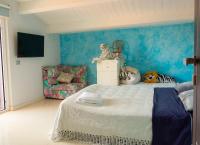 Camera Matrimoniale con Bagno in Comune 