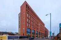 Duplex, Free Wifi, City Centre, Parking - B&B