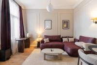 1 BDR Chic Velvet & Marble BP Jewel - B&B Budapest
