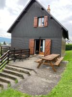 Chalet Louise 16 personnes - 5 chambres - Bed and Breakfast Murat-le-Quaire