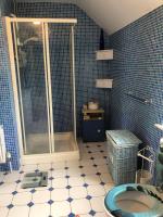 Camera Matrimoniale con Bagno in Comune