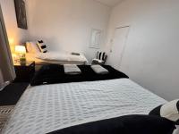 House 10 minutes from the Center - B&B Liverpool