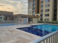 Apto amoblado con aire, piscina y parqueadero en Valledupar - Bed and Breakfast Valledupar