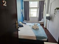 Blife Tonya - private rooms at Santantonya 1st floor - B&B Faro