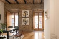 Apartamento de 2 dormitorios con balcón