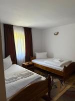 Driepersoonskamer met Badkamer