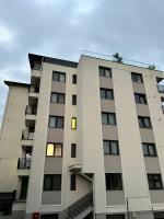 AccentBlack - B&B