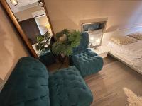 amstredam - B&B Karachi