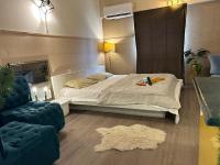 amstredam - B&B Karachi