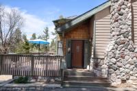 Acorn Cottage - Super cute cozy cabin in a great within walking distance to The Village - B&B