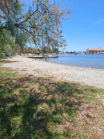 sukošan apartman 8 - B&B Razvala