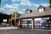 Castle Queen - Ferienwohnung Coseley