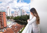Trento Class 1001 Elegante y Confortable con Parqueadero - B&B Bucaramanga