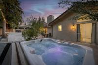 Clovis Retreat Hottub & Firepit - B&B Clovis