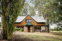 Three-Bedroom House - The Racquet Club