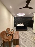 Italian cafe Hampi - B&B Hampi