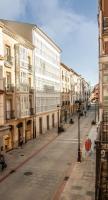 Plaza Mayor - Apartamentos Burgos Deluxe - Bed and Breakfast Burgos