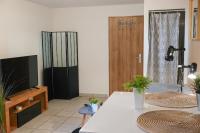Cosy Cocon - Parking et Wifi Gratuit - Proche Luxembourg - idéal Professionnel ou Couple - OFFRE SPÉCIALE - Chambres d'hôtes Nilvange