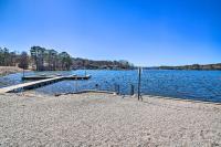 1/2 Mi to DeSoto Lake: Hot Springs Village Home - Chambres d'hôtes Hot Springs