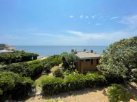 Casa Del Borgo - Midi - Primo Piano - B&B Civitavecchia