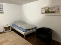 Ferienwohnung Souterrain im stielvollen Landhaus bei Hamburg - B&B Rosengarten