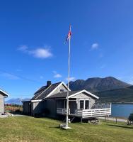 Koselig hus nær sjø og fjell - B&B Nordlenangen