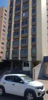 092 Central com WiFi, Sem Ar mas com Ventilador de Teto - Chambres d'hôtes Londrina