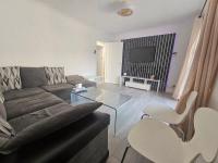 Comfy Apartment Near Shops & Station - B&B Slough