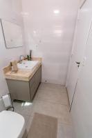 Suíte 02 - Zona Sul prox UMC, Patio Vinhedos e Uberlandia Shopping - B&B Uberlândia