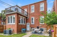 The Nest on Tower Grove by StayLage - Chambres d'hôtes Saint-Louis