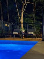 New chalet with Spa and Swimming pool - Le Must - B&B Barneys Brook