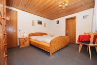 Apartment mit 2 Schlafzimmern und Dusche 