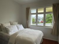 Urban Kingsland Bungalow - B&B Auckland