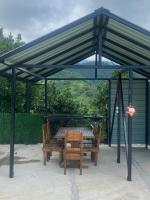 The Hillshade Cottage - B&B Agara