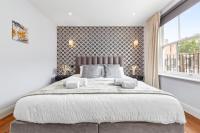 Two Modern Central London Apartments with AC Near Big Ben & Buckingham Palace - Bed and Breakfast Londen