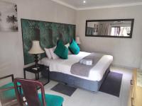 Habitación Doble con vistas a la piscina