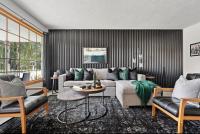 The Coal Stone throw away from Red Deer River 2BR House - Ferienwohnung Drumheller