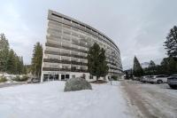 Alexandra 120 by Arosa Vacations, Renoviertes Studio mit Bergblick & Parking im Zentrum - B&B Arosa