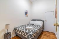 2 Bedroom Hidden UpScale Oasis - B&B New York