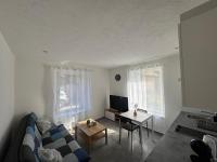 AA - Cosy - B&B Couvet