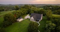 Luxury Estate on 10 Acres - Bed and Breakfast Thompson's Station