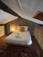 La Mezzanine, Parking privé, proche gare, central - Bed and Breakfast Bourgoin