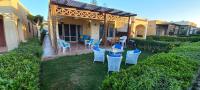 Chalet with garden -sea view cleopatra village - kilo 86 - north coast - Chambres d'hôtes El-Alamein