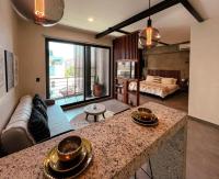 The Playa Vibe Chic Loft at Torre 48 - B&B Playa del Carmen
