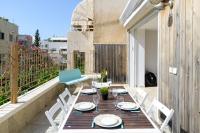 B&B Tel Aviv - Penthouse & Terrace near Hilton by FeelHome - Bed and Breakfast Tel Aviv